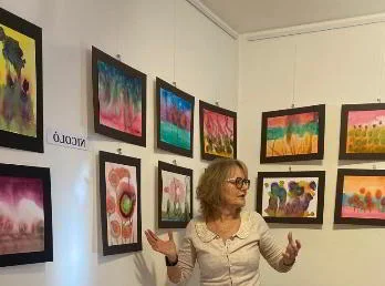 Lavoro in natura in collaborazione con la fattoria didattica “L’allegra Fattoria” di Caneva (Tolmezzo), creando delle settimane in natura per permettere ai ragazzi di vivere la bellezza della natura stando insieme e imparando a gestire le relazioni conflittuali. In quelle settimane, Insegno YOGA e Meditazione Mindfulness per bambini che permette di fermarsi sia nel movimento che nell’atto meditativo e percepire, sentire la sensazione del corpo, sviluppando un’attenzione molto più efficace verso sé stessi.